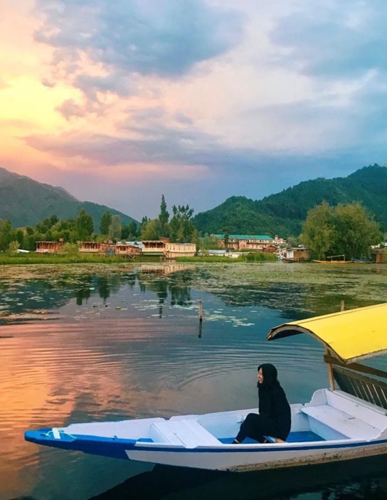 6 Nights And 7 Days Srinagar To Srinagar